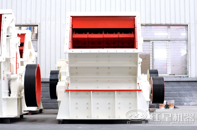 反擊細碎機破碎比大，耐磨抗壓抗沖擊