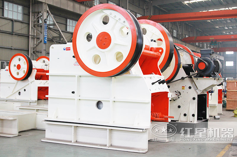 鄂式破碎機:專業粗碎煤矸石,破碎效果好