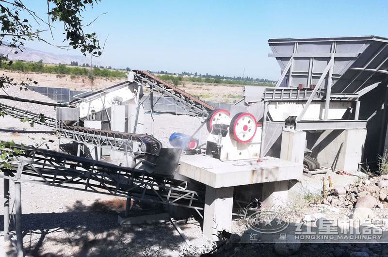 小型砂石加工生產現場 小型砂石加工生產現場