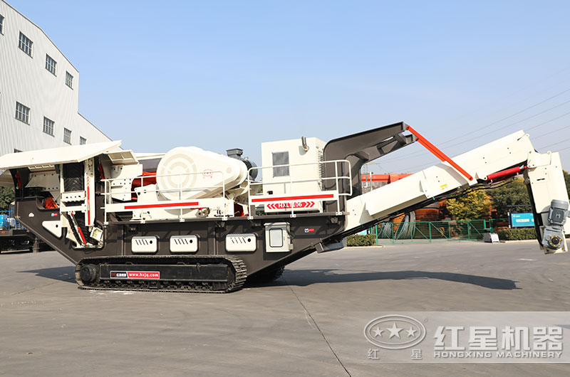 履帶式碎石機(jī)配置顎破 履帶式碎石機(jī)配置顎破