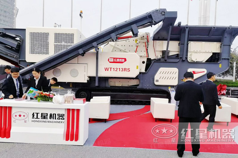 反擊式履帶破碎一體機 反擊式履帶破碎一體機