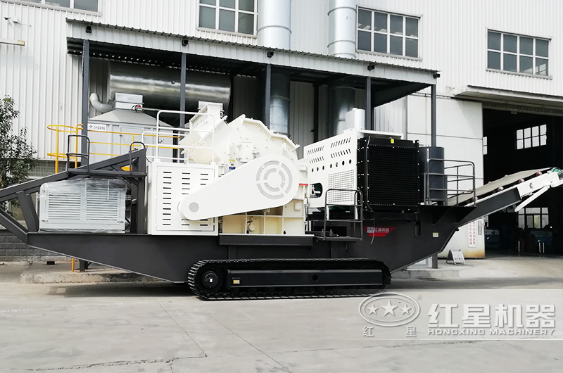 小型移動治沙機圖片，履帶式