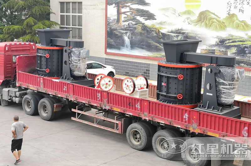 立式破碎機(jī)設(shè)備發(fā)貨現(xiàn)場 立式破碎機(jī)設(shè)備發(fā)貨現(xiàn)場