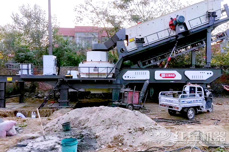 移動制沙機工作現(xiàn)場實拍圖 移動制沙機工作現(xiàn)場實拍圖