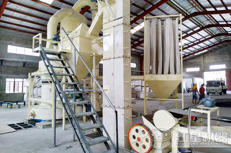 在建凹凸棒土磨粉生產(chǎn)線客戶現(xiàn)場(chǎng) 在建凹凸棒土磨粉生產(chǎn)線客戶現(xiàn)場(chǎng)